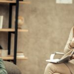 Discuție de evaluare psihologică copil - psiholog